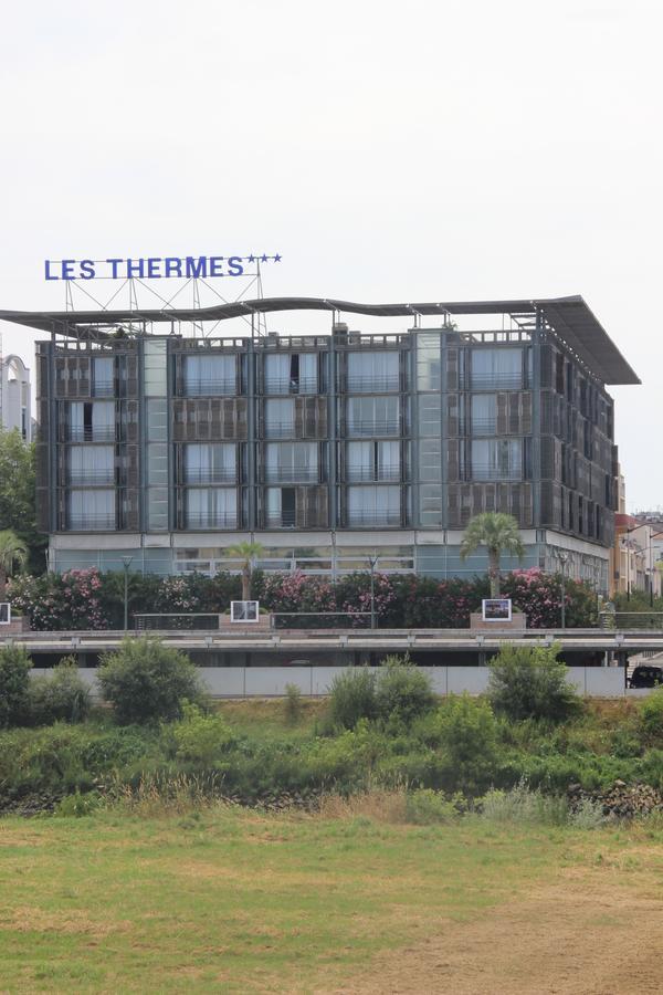 Les Thermes Dax Esterno foto